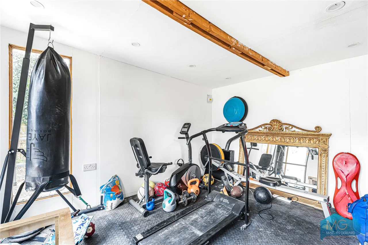 Palmerston Road, London, N22, photo 27