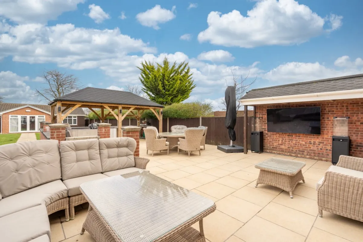 Yarmouth Road, Lowestoft, photo 14