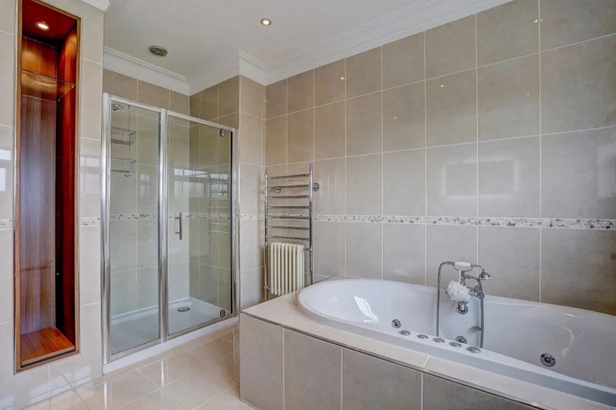 Yarmouth Road, Lowestoft, photo 22