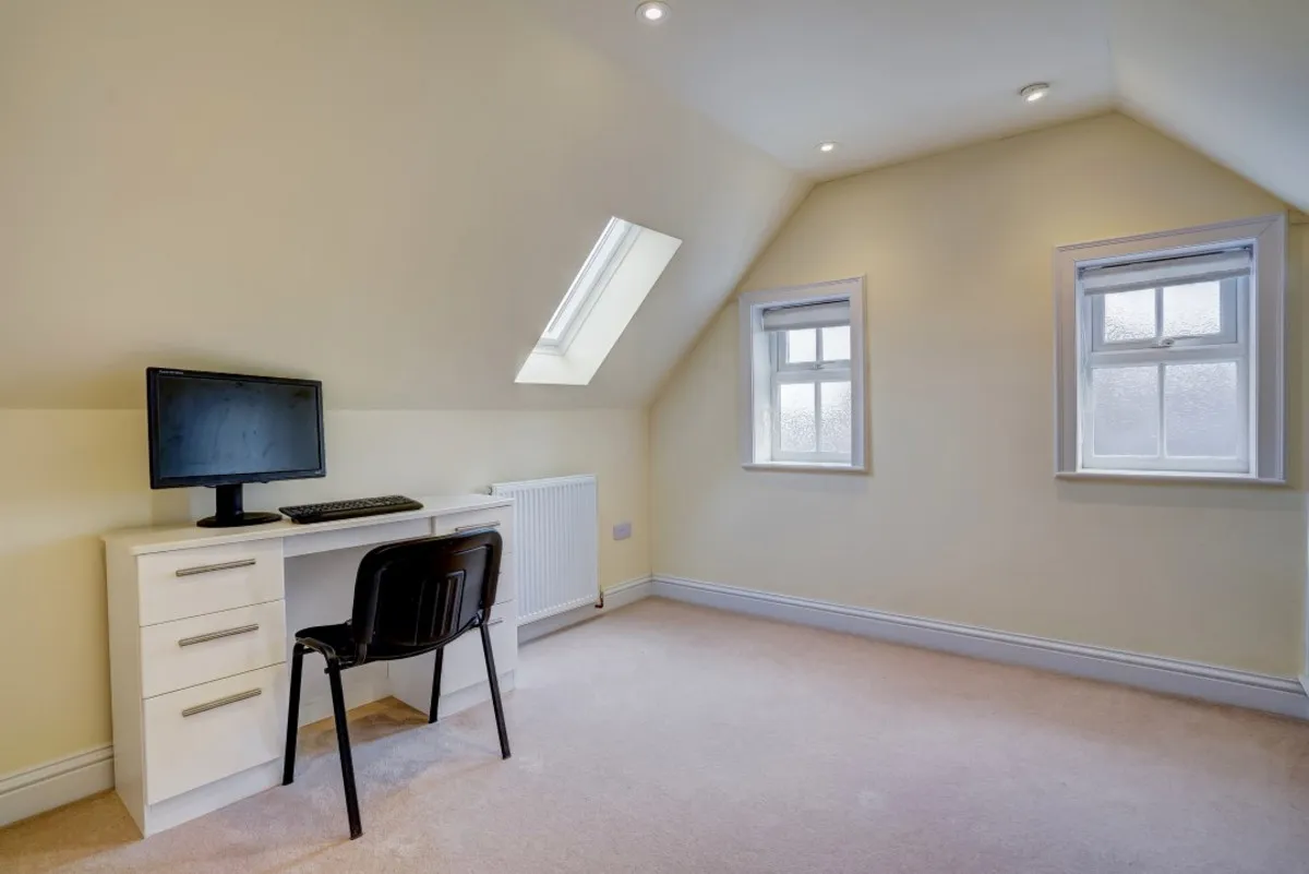 Yarmouth Road, Lowestoft, photo 23