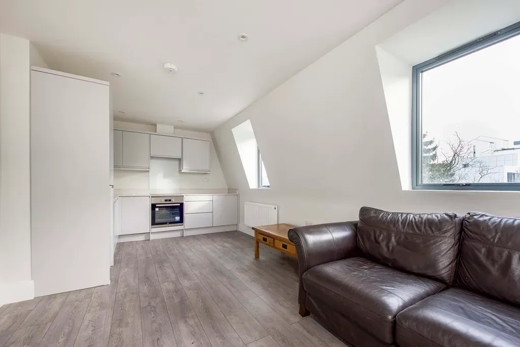 Belmont Road, Uxbridge, UB8, photo 4