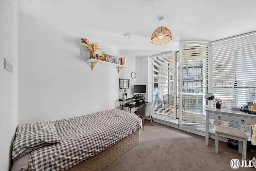 Jupp Road West, London, E15, photo 10