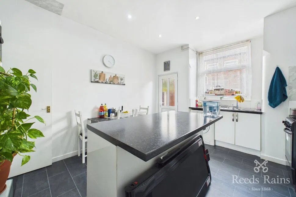 Melton Street, Reddish, SK5, photo 11