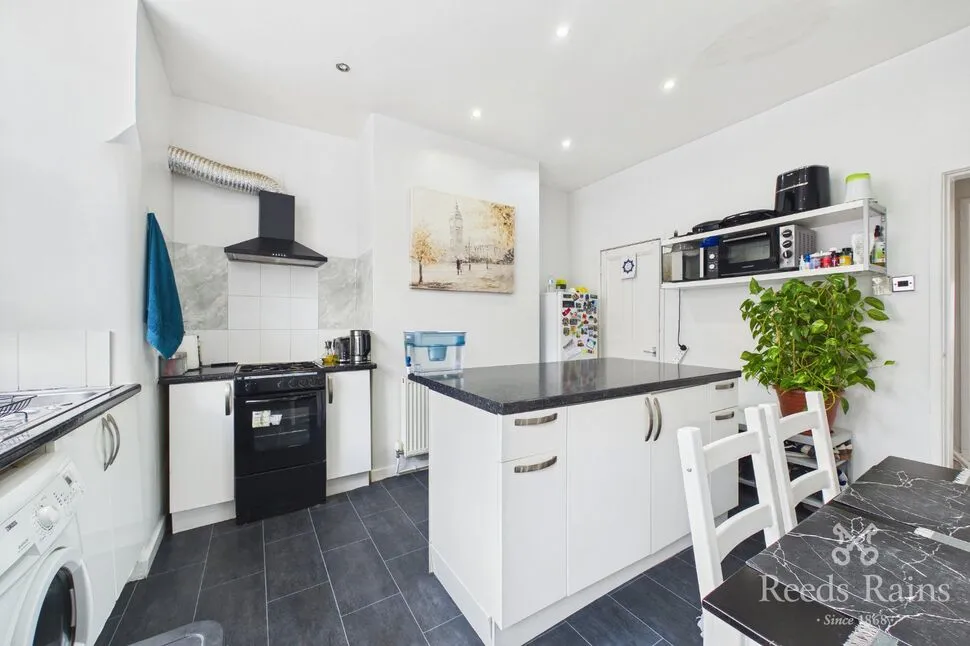 Melton Street, Reddish, SK5, photo 12