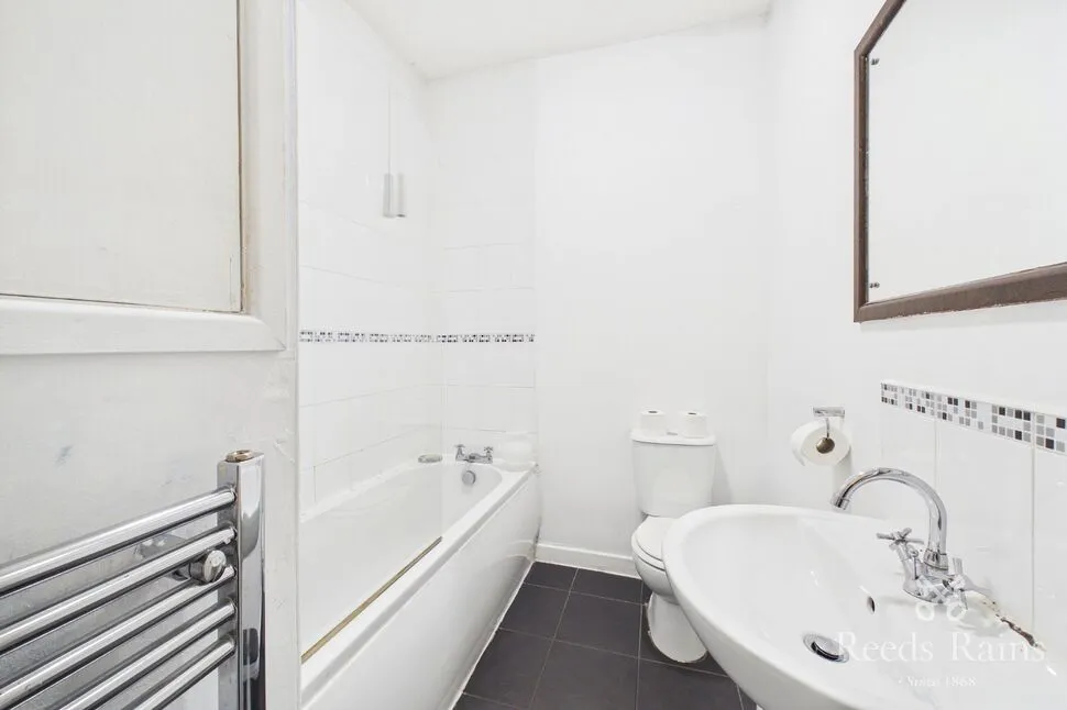 Melton Street, Reddish, SK5, photo 7