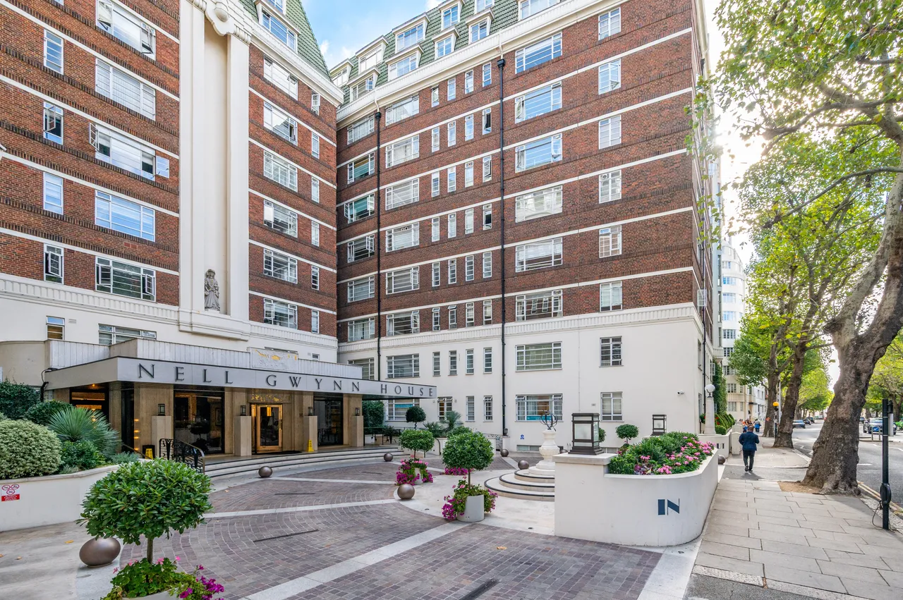 1 bed flat for sale — 34 Nell Gwynn House, Sloane Avenue, London