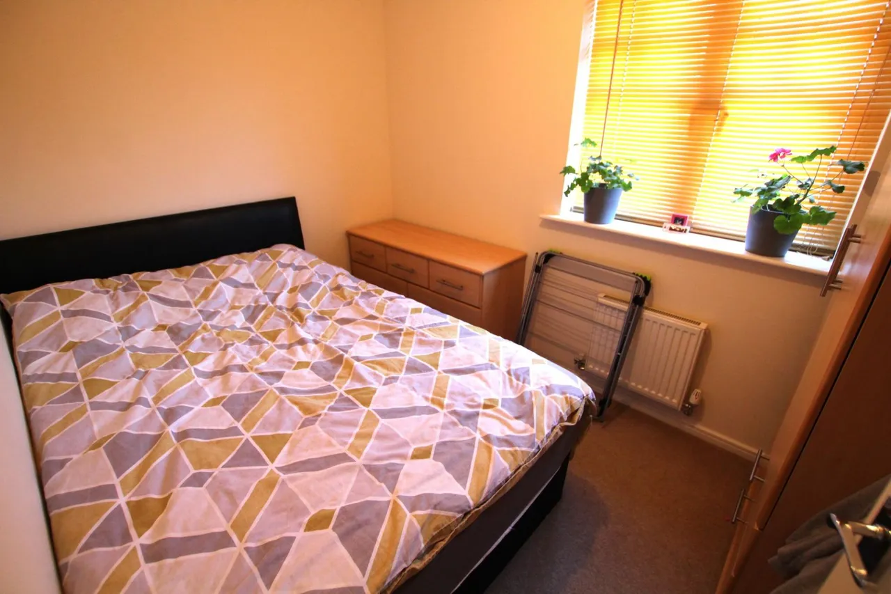 Caroline Court, Burton-On-Trent, DE14, photo 4