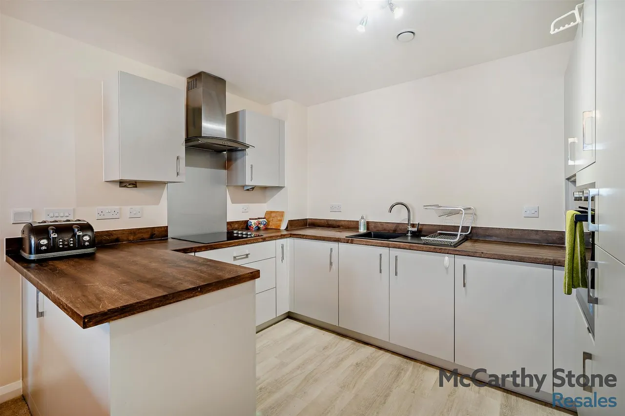Shap Road, Kendal, LA9, photo 6