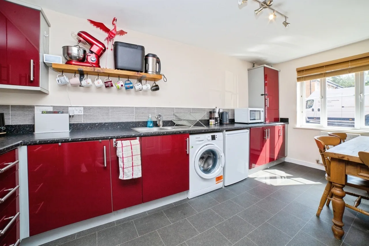 Ploughmans Grove, SUTTON-IN-ASHFIELD, Nottinghamshire, NG17, photo 8