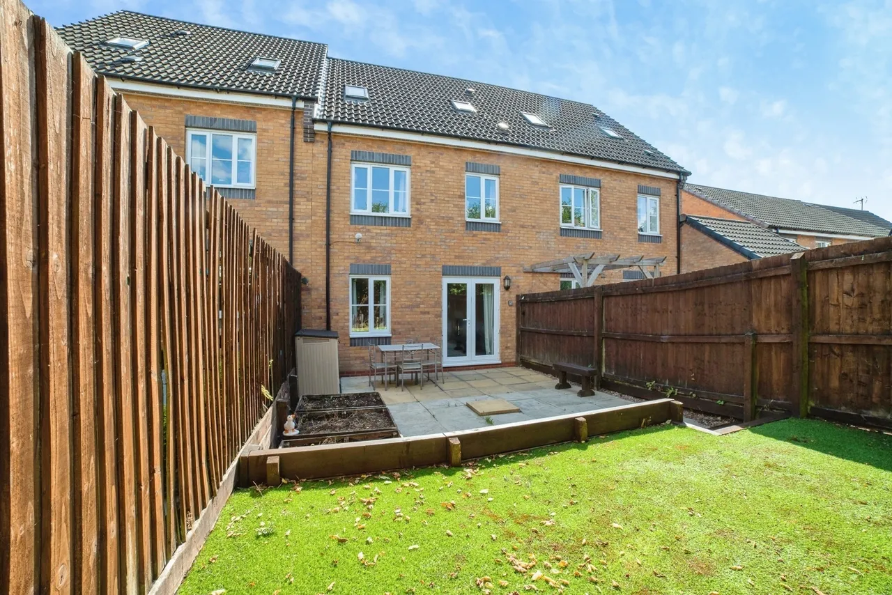 Ploughmans Grove, SUTTON-IN-ASHFIELD, Nottinghamshire, NG17, photo 20