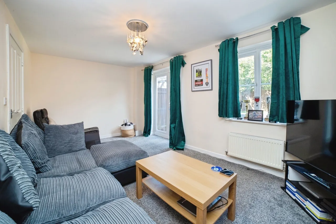 Ploughmans Grove, SUTTON-IN-ASHFIELD, Nottinghamshire, NG17, photo 5