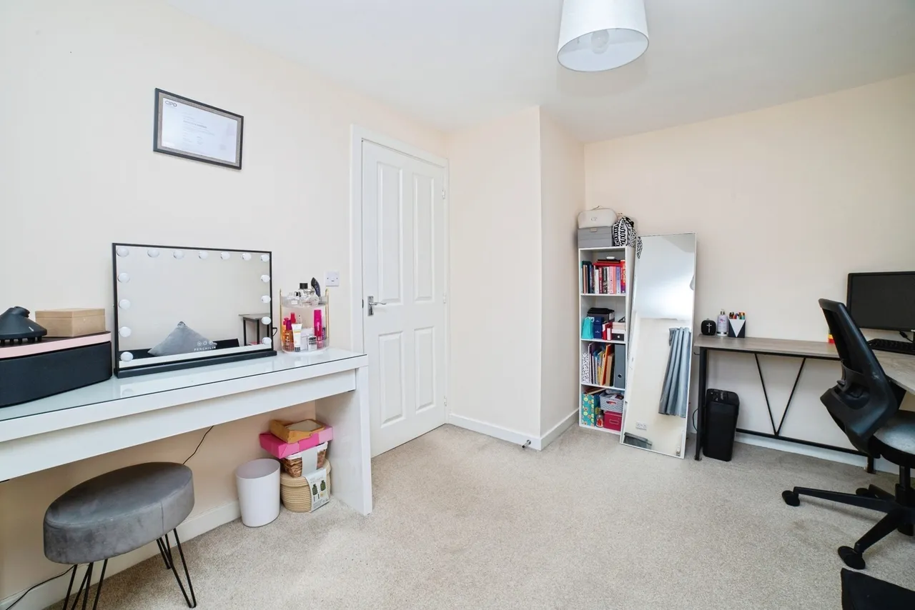 Ploughmans Grove, SUTTON-IN-ASHFIELD, Nottinghamshire, NG17, photo 15