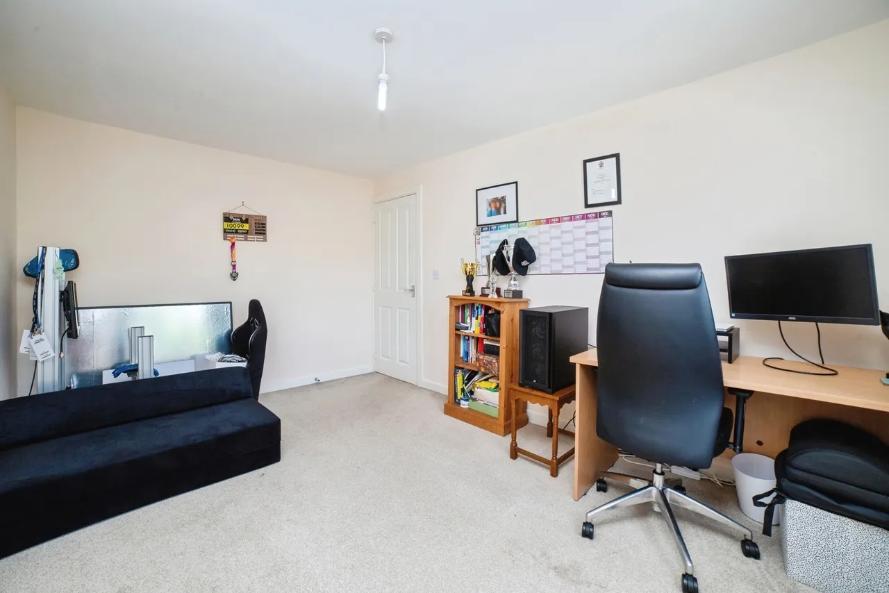 Ploughmans Grove, SUTTON-IN-ASHFIELD, Nottinghamshire, NG17, photo 12
