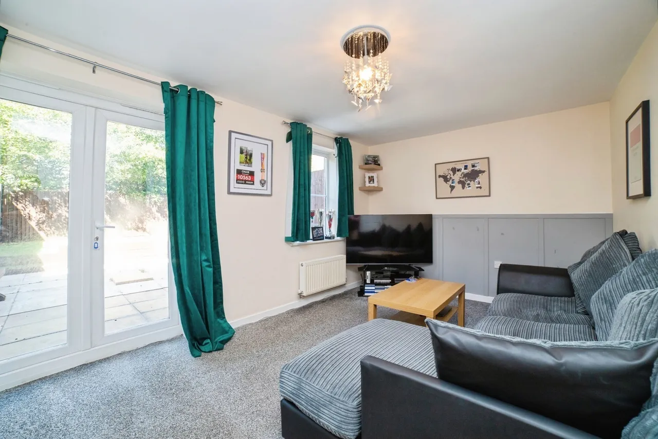 Ploughmans Grove, SUTTON-IN-ASHFIELD, Nottinghamshire, NG17, photo 4