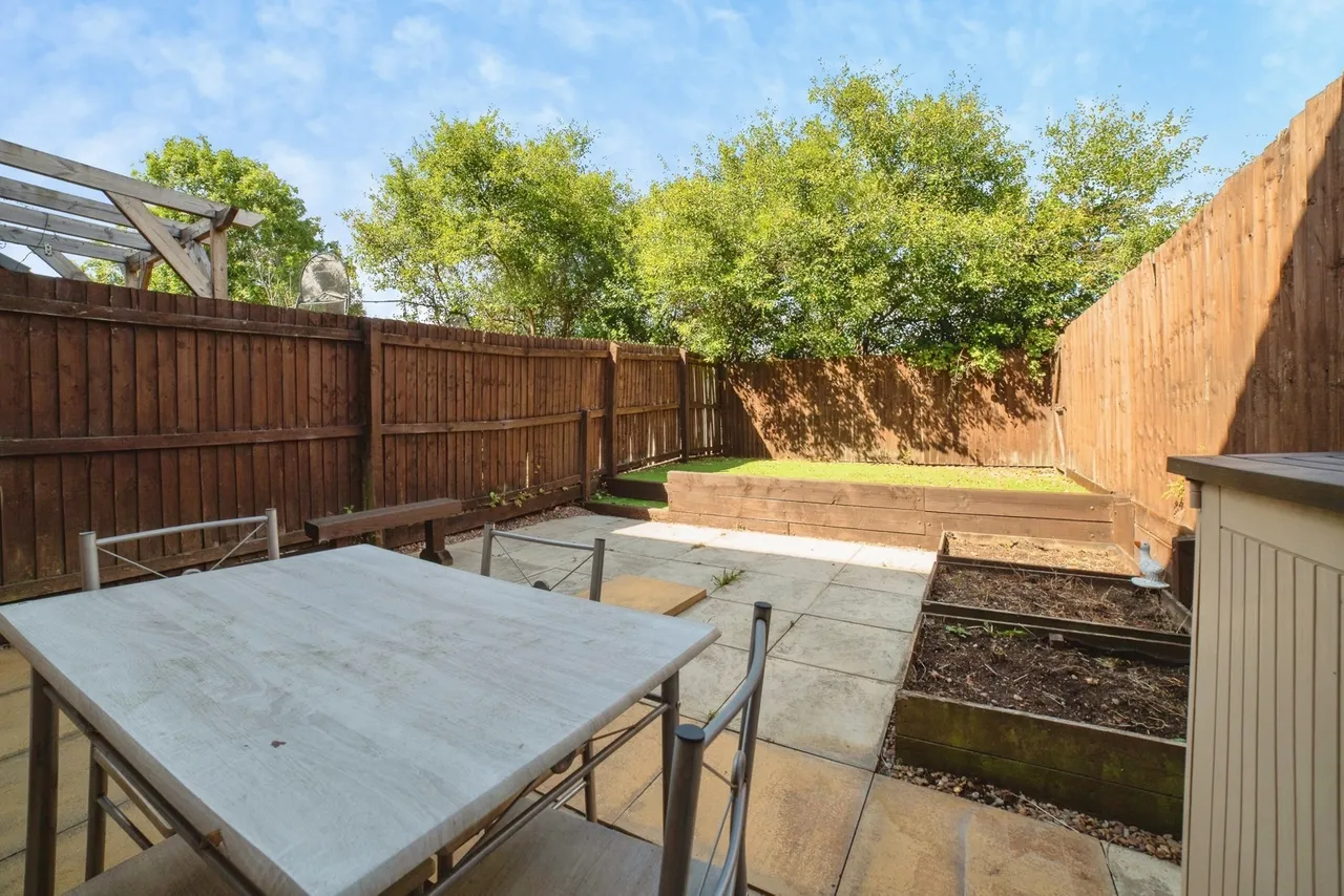 Ploughmans Grove, SUTTON-IN-ASHFIELD, Nottinghamshire, NG17, photo 19