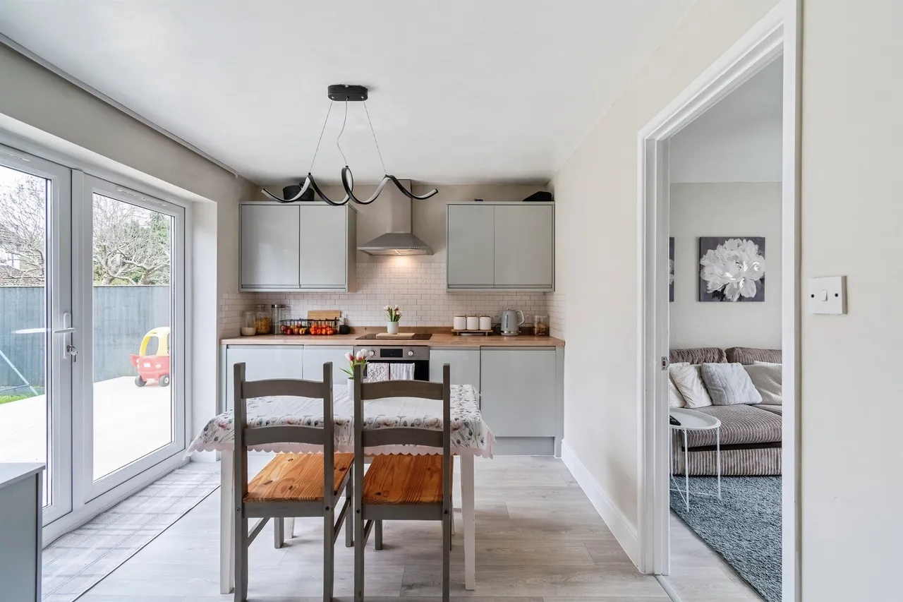 Pound Close, Lyneham, SN15, photo 7