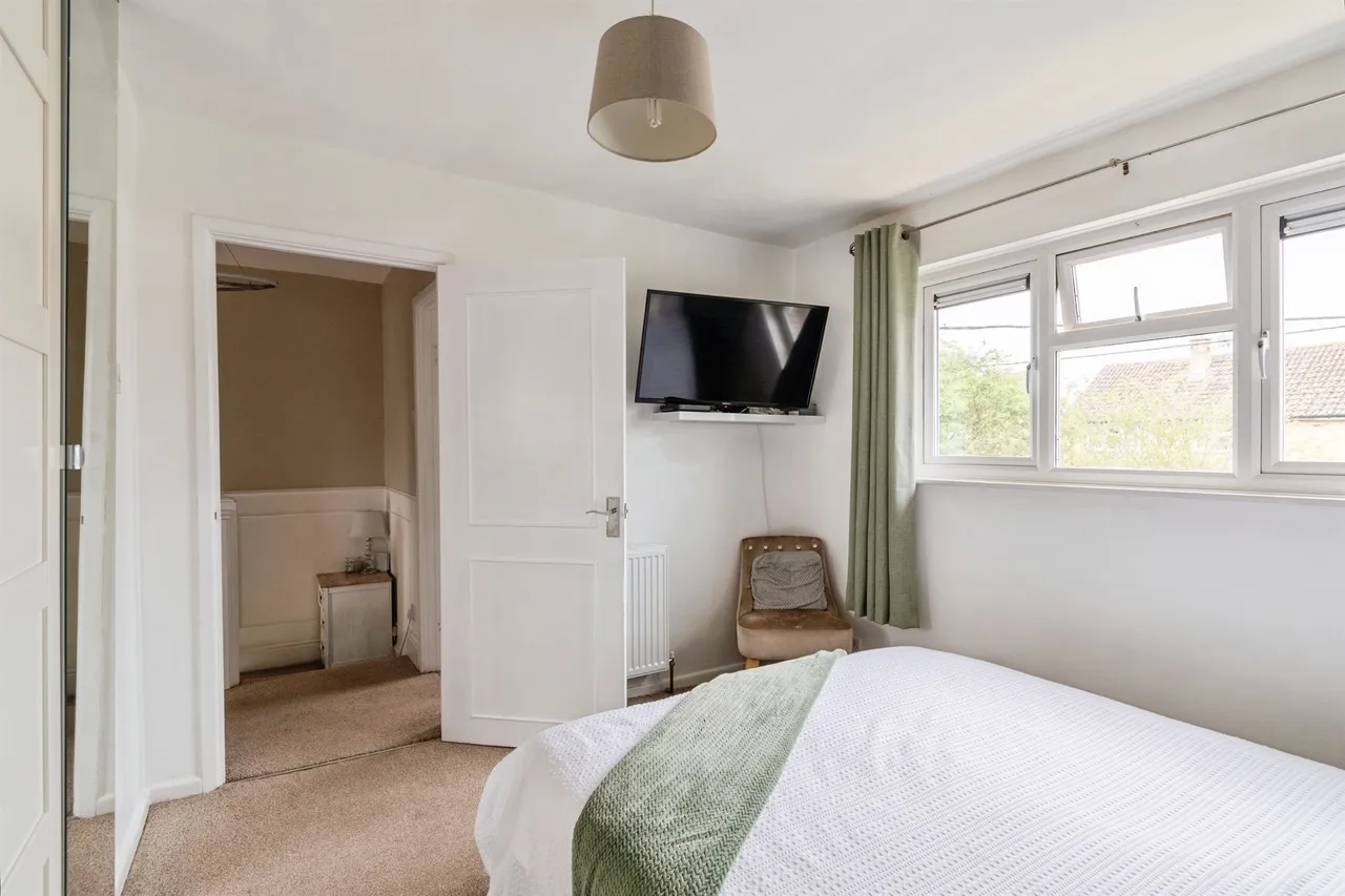 Pound Close, Lyneham, SN15, photo 12