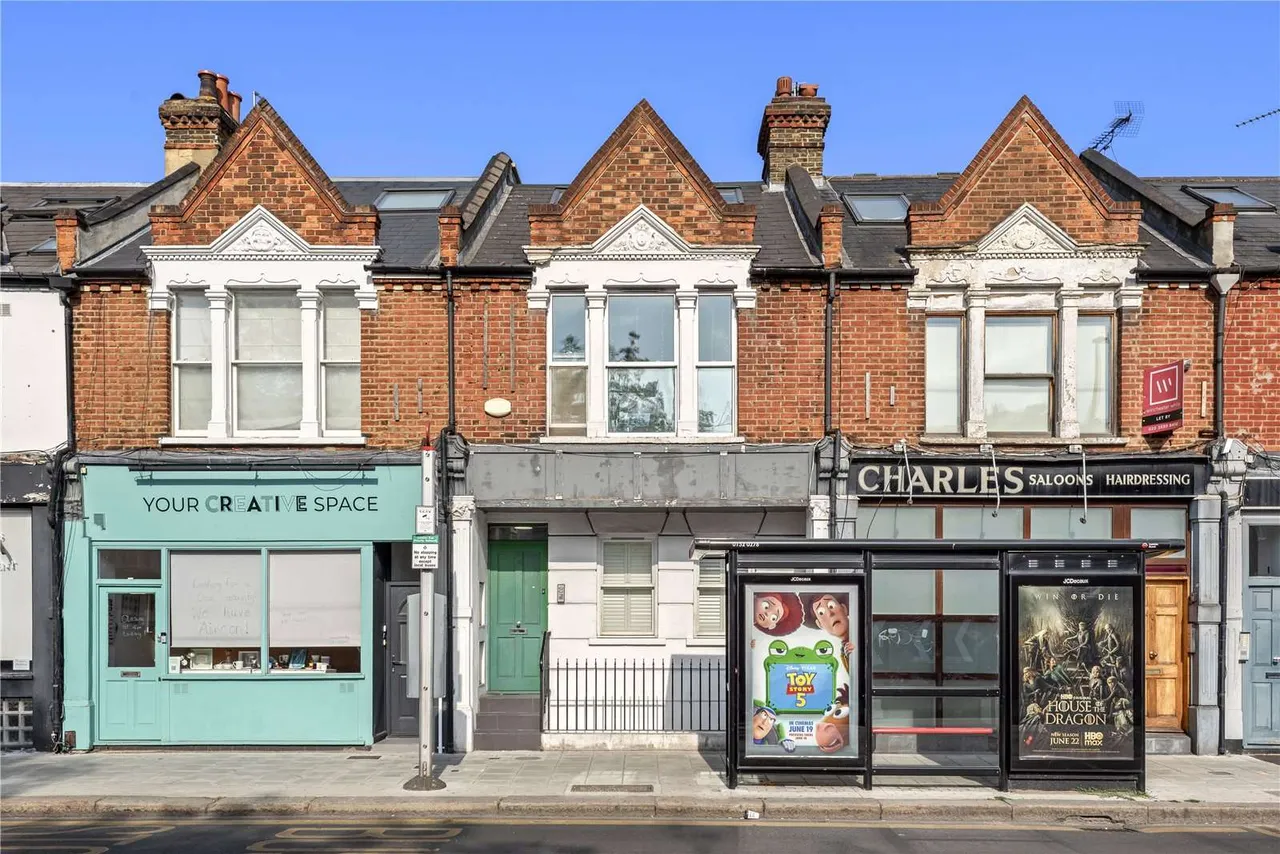 Garratt Lane, London, SW18 4DX, photo 11