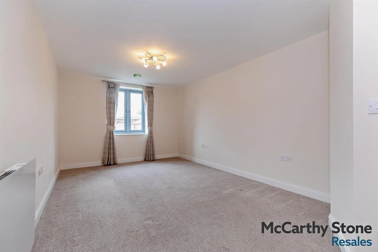 Bishophill Junior, York, YO1, photo 6