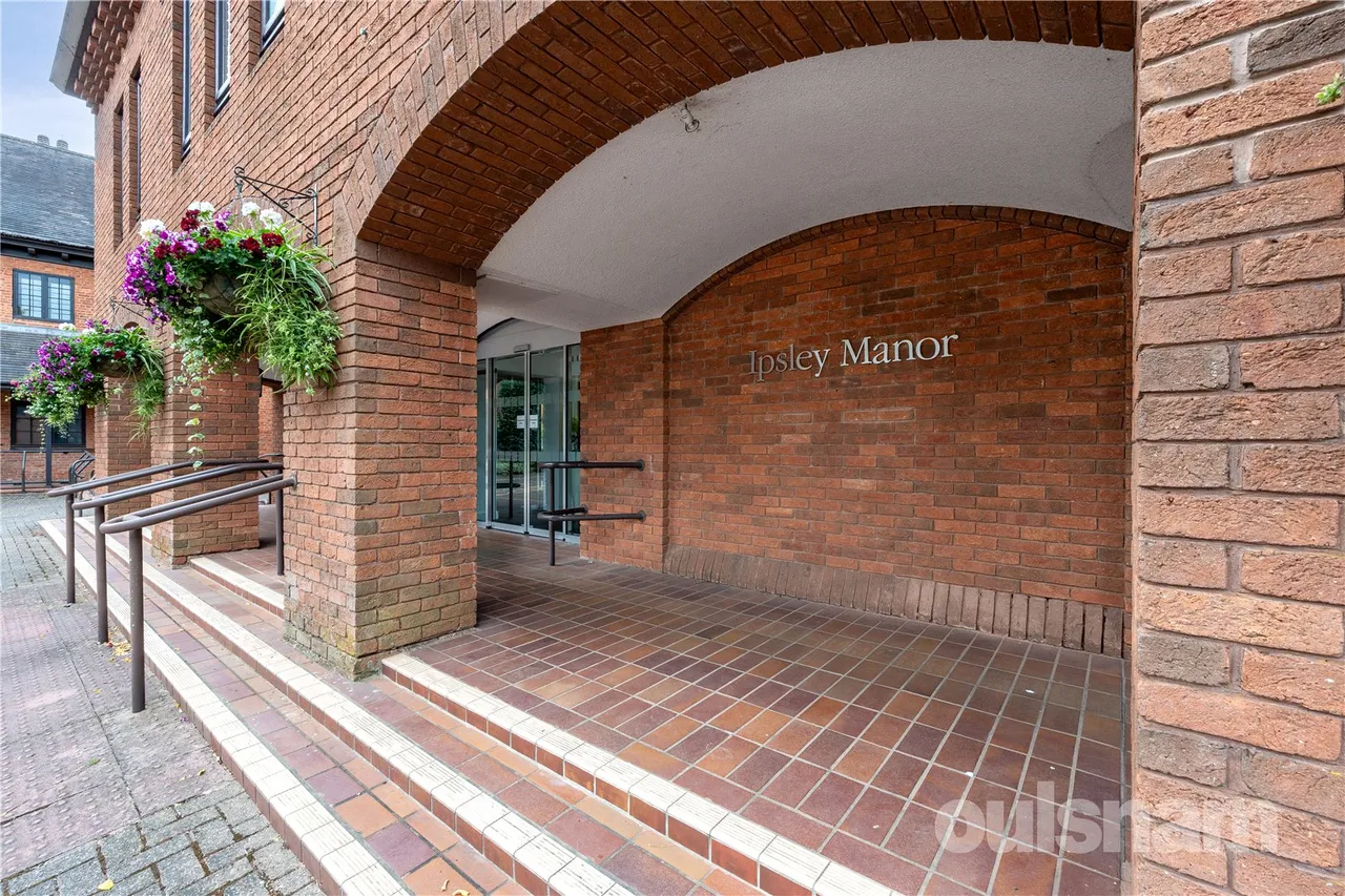 Berrington Close, Ipsley, Redditch, Worcestershire, B98 0TJ, photo 8