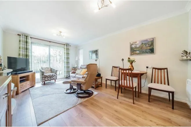 1 bed flat for sale, Farnborough Common, Orpington, BR6