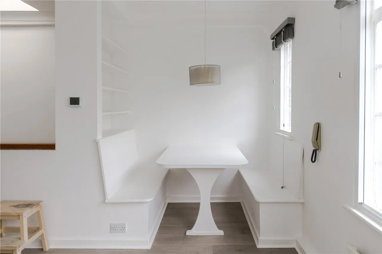 Connaught Close, London, W2, photo 4