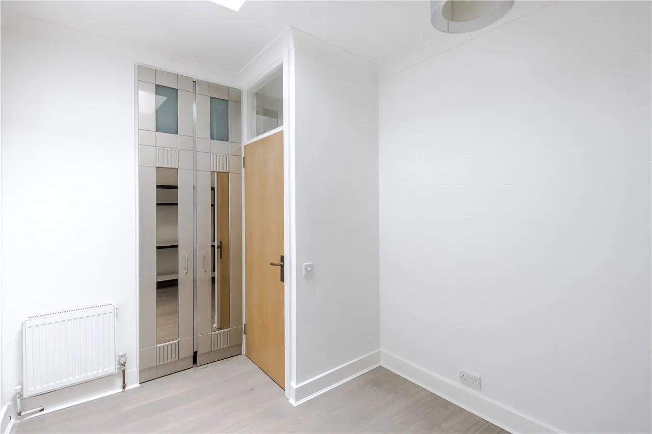Connaught Close, London, W2, photo 8