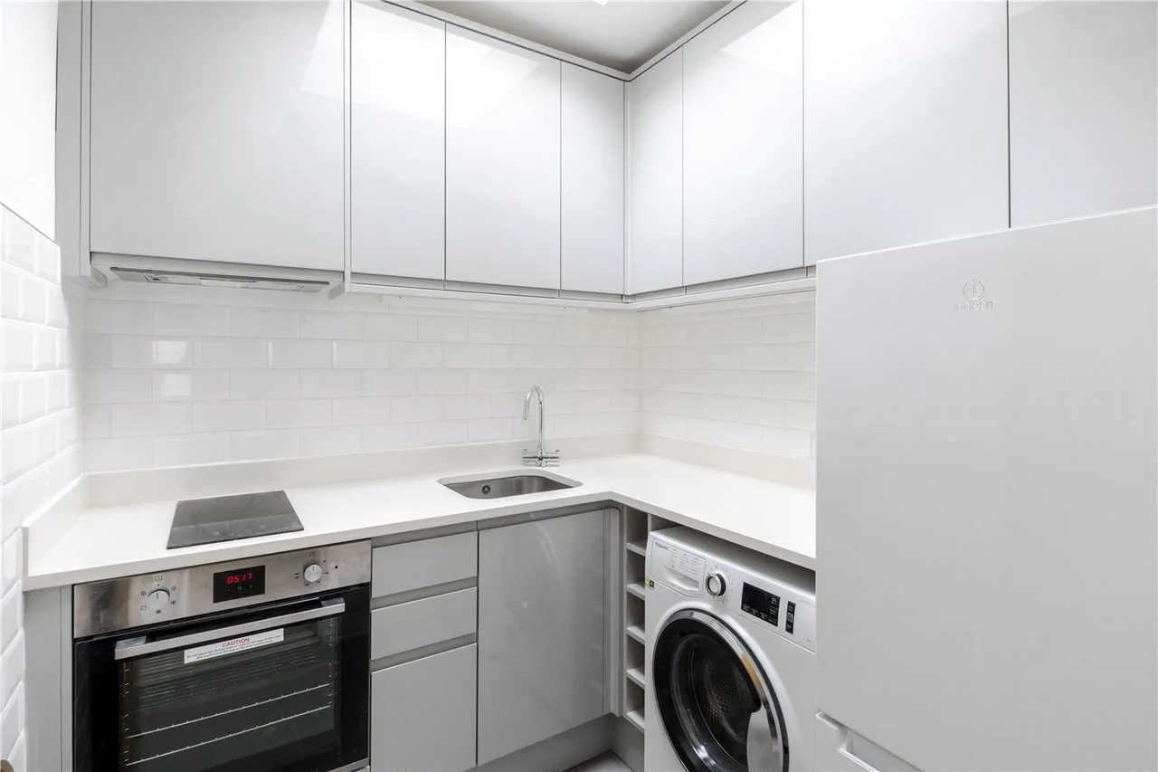Connaught Close, London, W2, photo 6