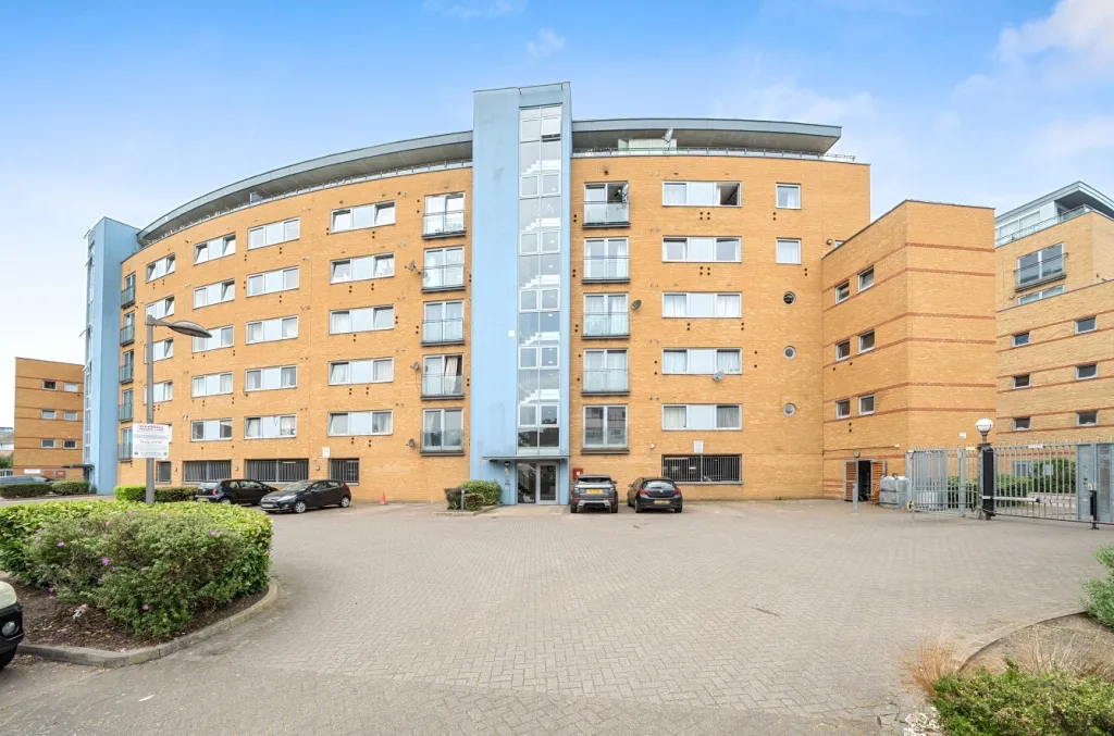 Tideslea Path, Thamesmead, SE28, photo 8