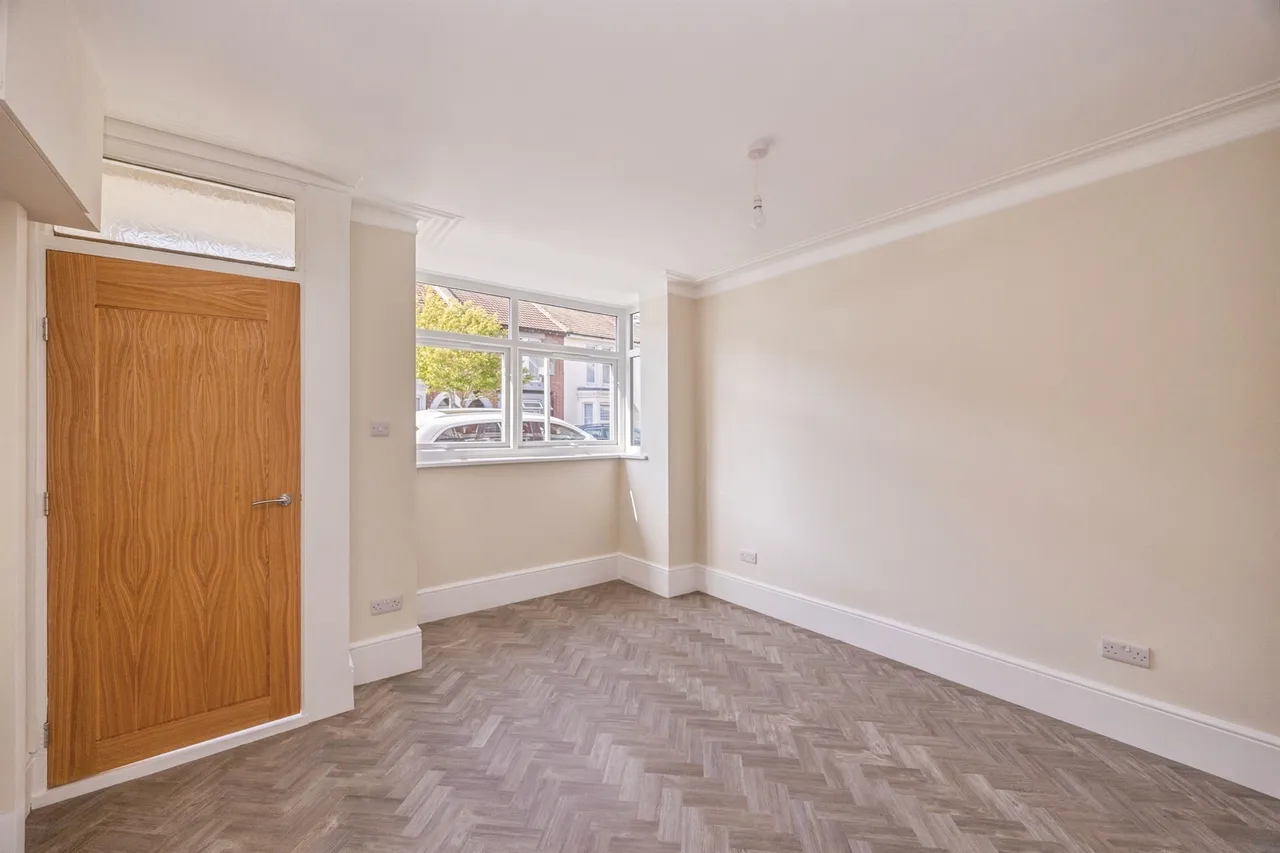 Walden Road, Portsmouth, PO2, photo 2