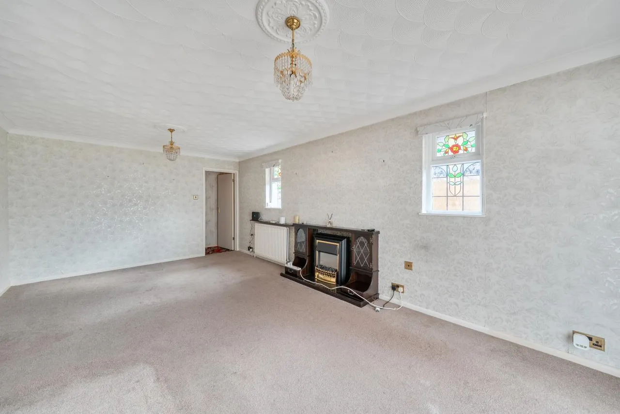 Kinson Road, BH10, photo 6