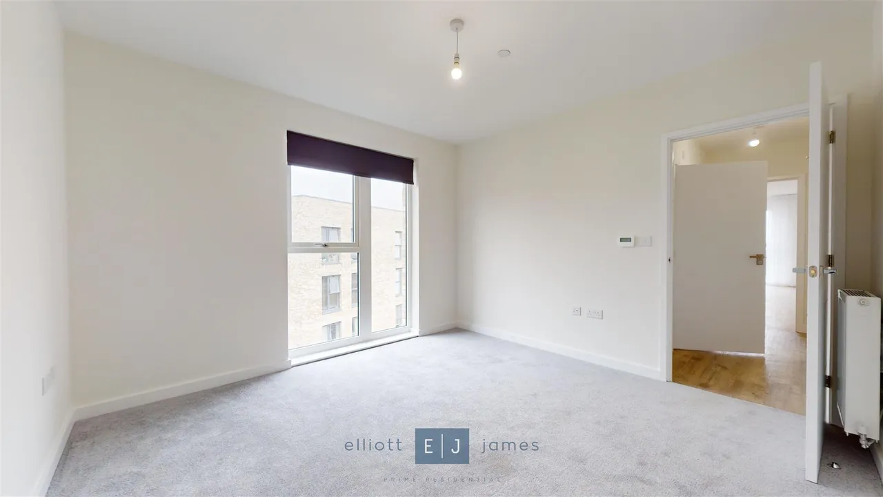Borders Lane, Loughton, IG10, photo 10