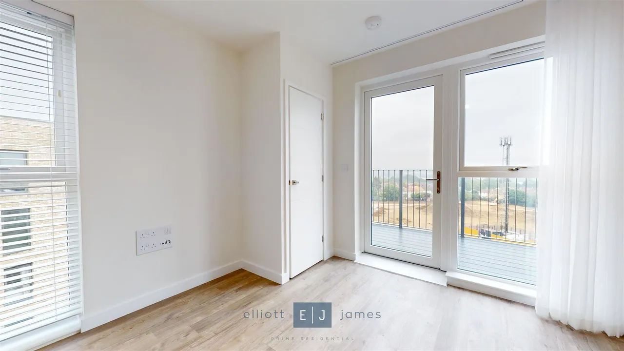 Borders Lane, Loughton, IG10, photo 5