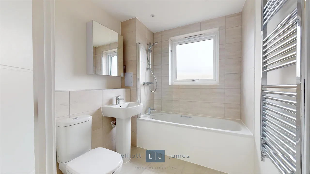Borders Lane, Loughton, IG10, photo 8