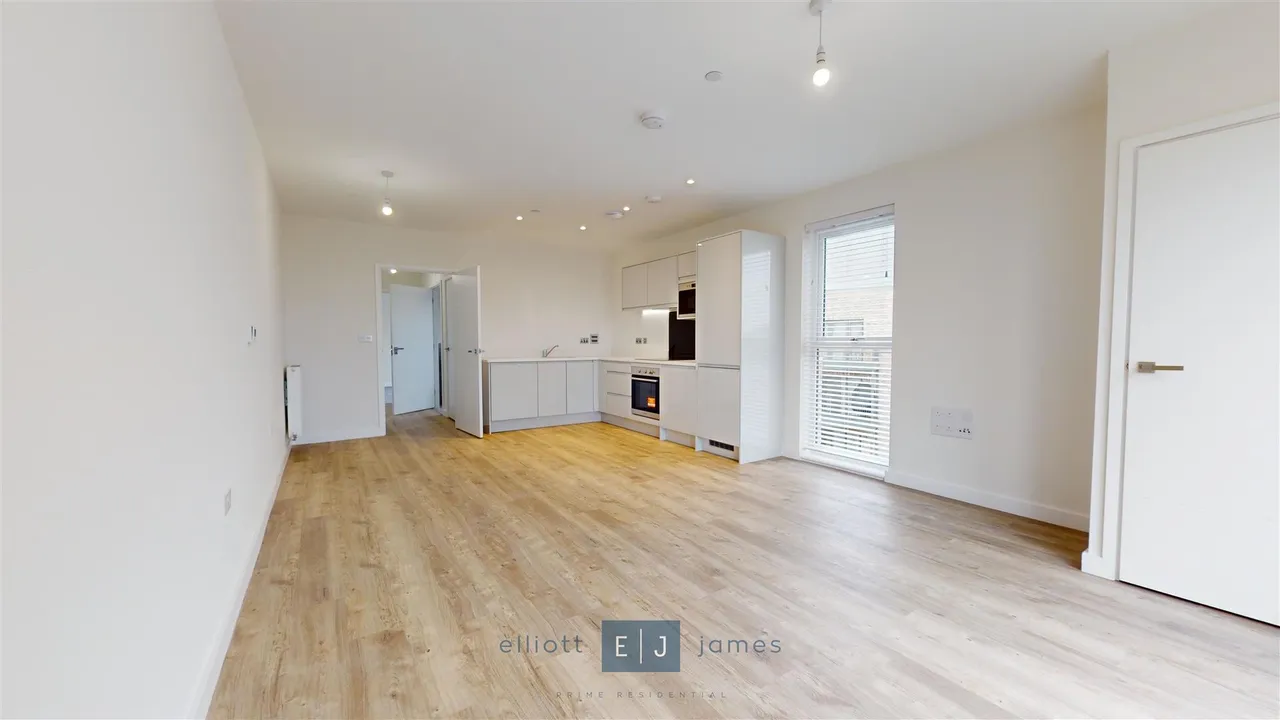 Borders Lane, Loughton, IG10, photo 3