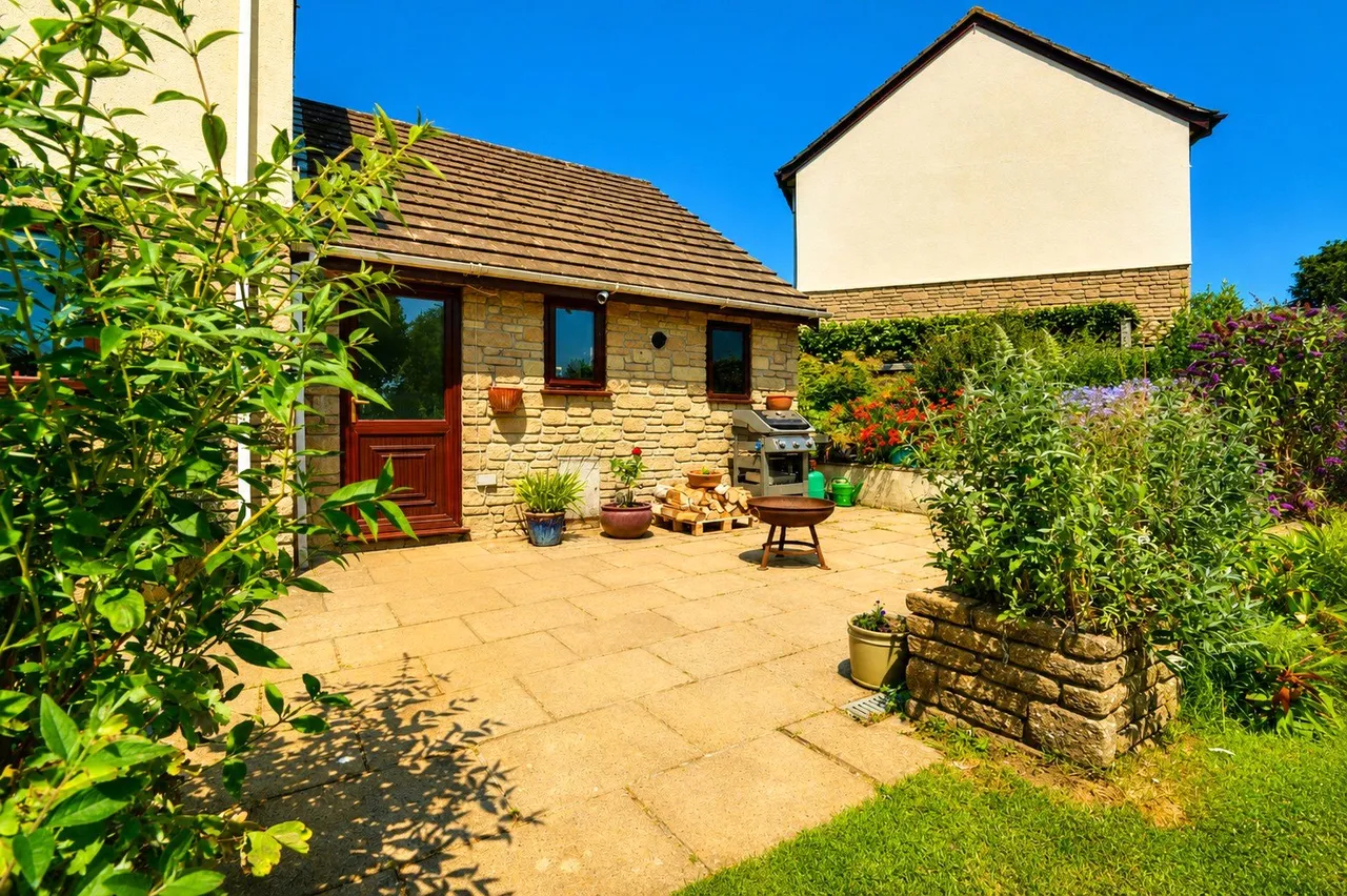 St. Andrews Close, Yarnscombe, EX31, photo 9