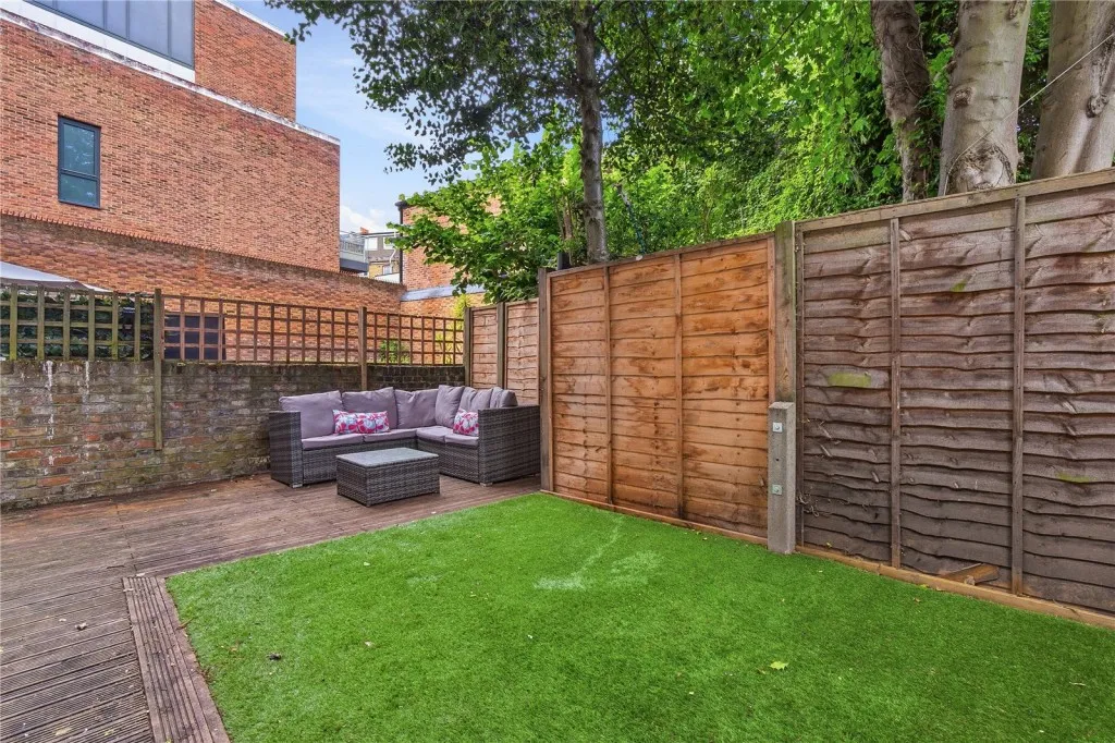 Greenside Road, London, photo 12
