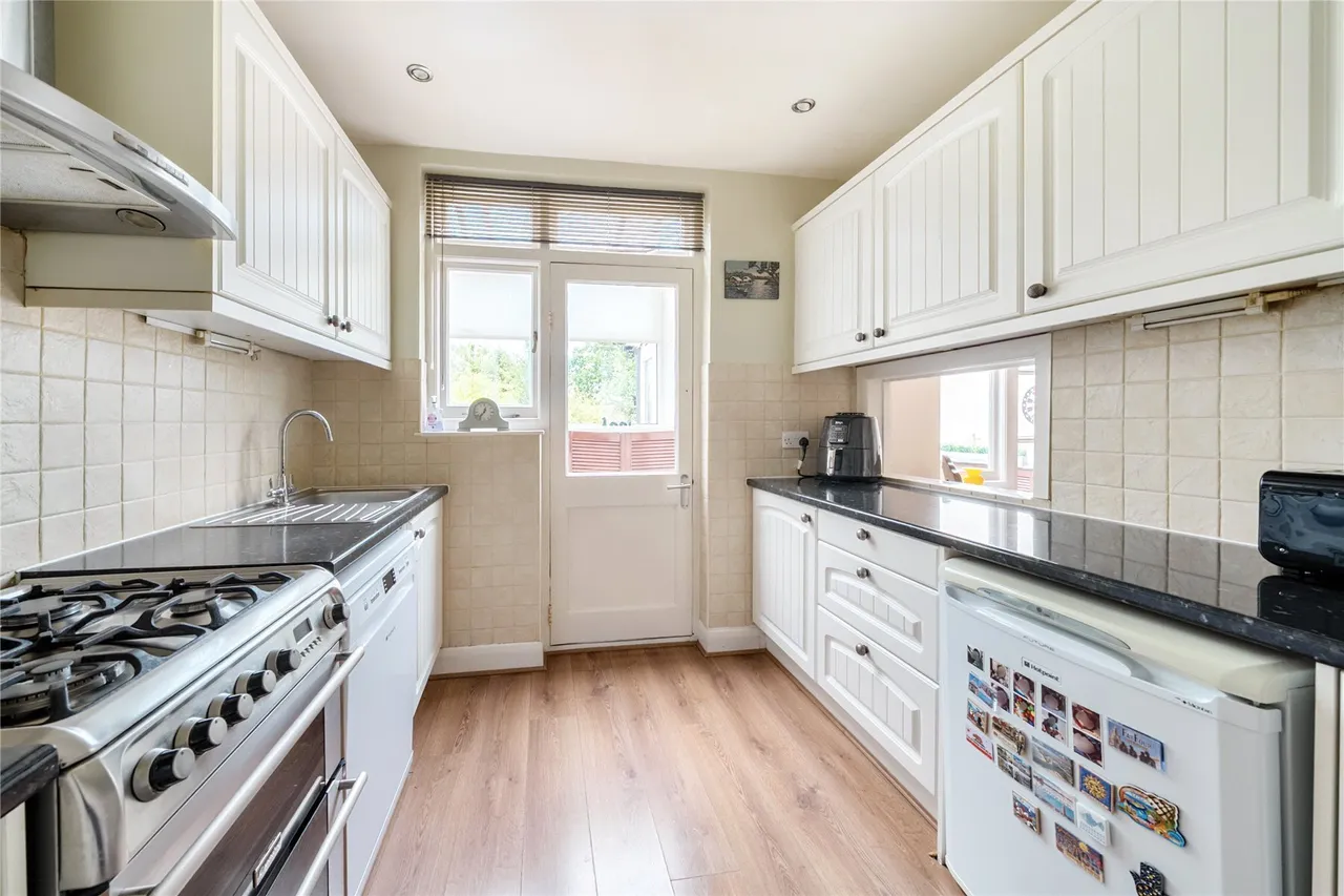 The Avenue, West Wickham, BR4, photo 16