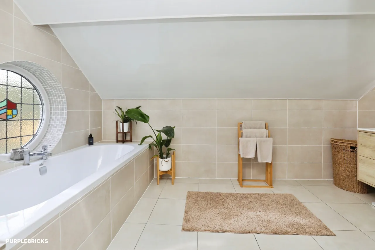 Hollytree Road, Liverpool, L25, photo 18