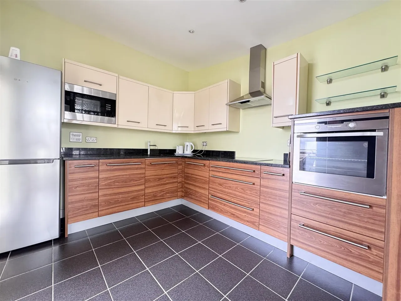 Midway Quay, Eastbourne, BN23 5DA, photo 7
