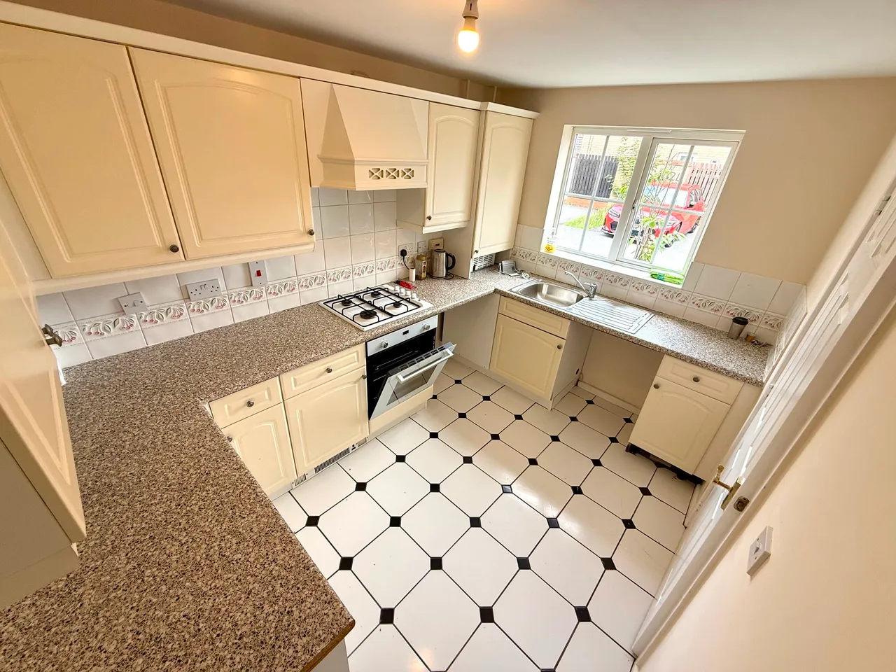 Brunel Drive, Biggleswade, Bedfordshire, SG18 8BH, photo 6
