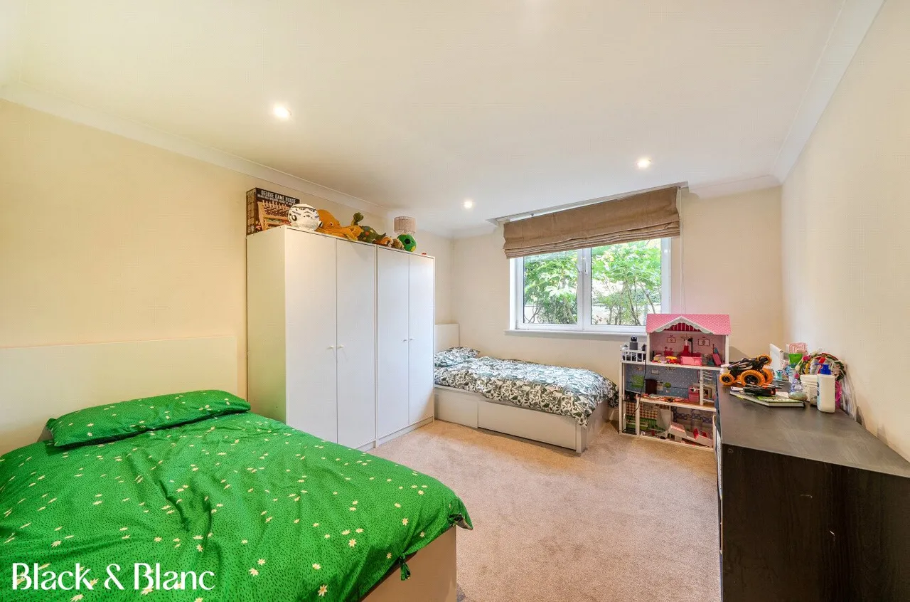 Creswell Drive, Langley Waterside, BR3, photo 10
