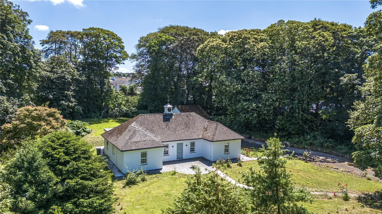4 bed house for sale, Holman Park, Camborne, TR14