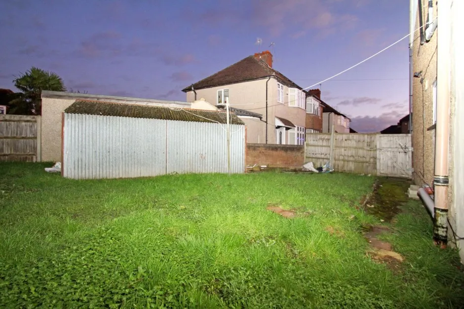 Cromer Close, Uxbridge, UB8, photo 16