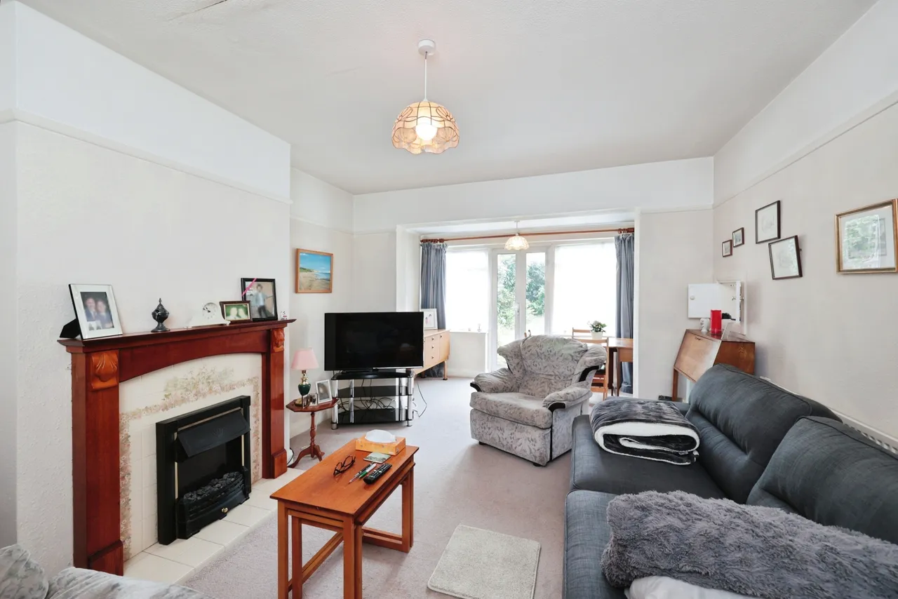 Herkomer Road, Bushey, photo 3