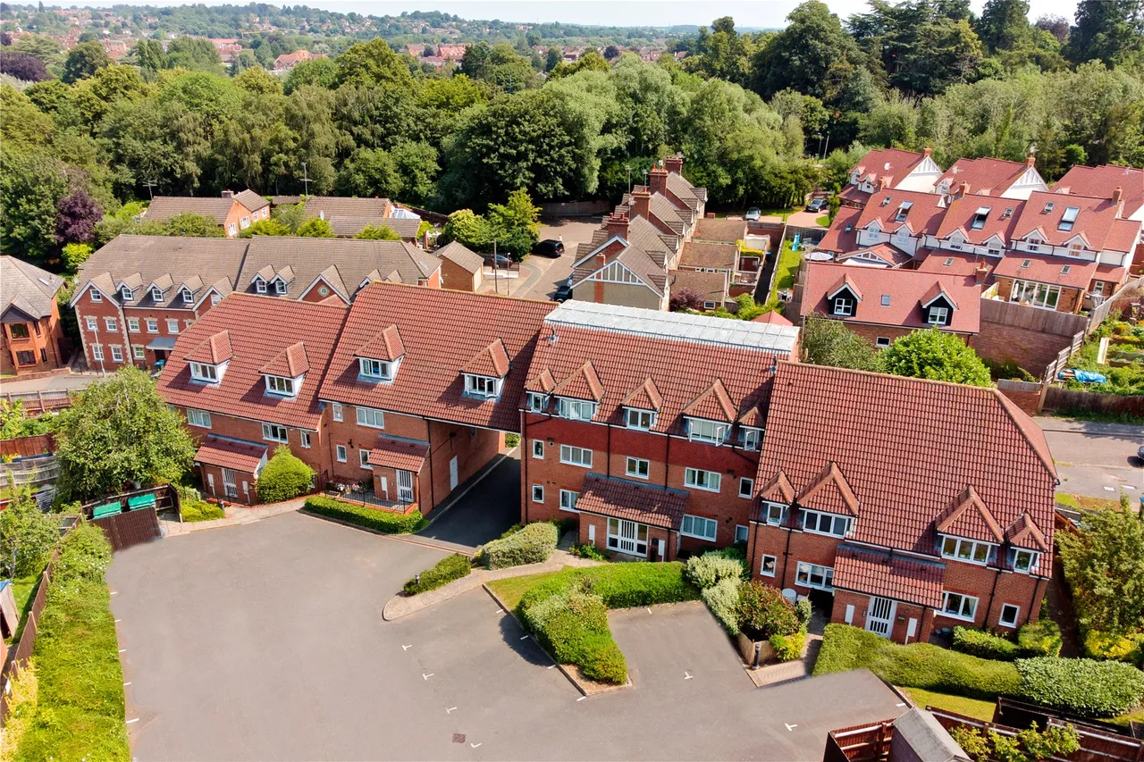 Lenborough Road, MK18, photo 13