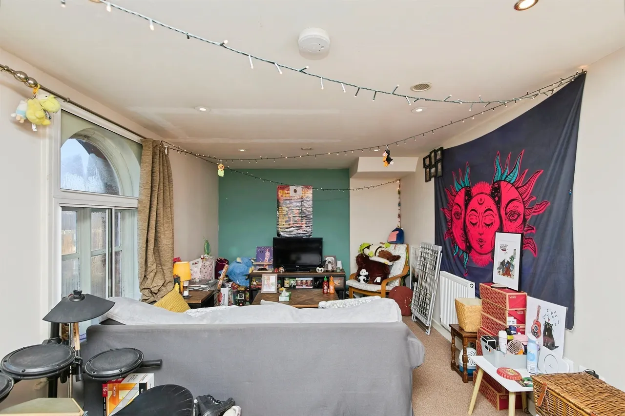 Grants Yard, Burton-On-Trent, DE14, photo 6