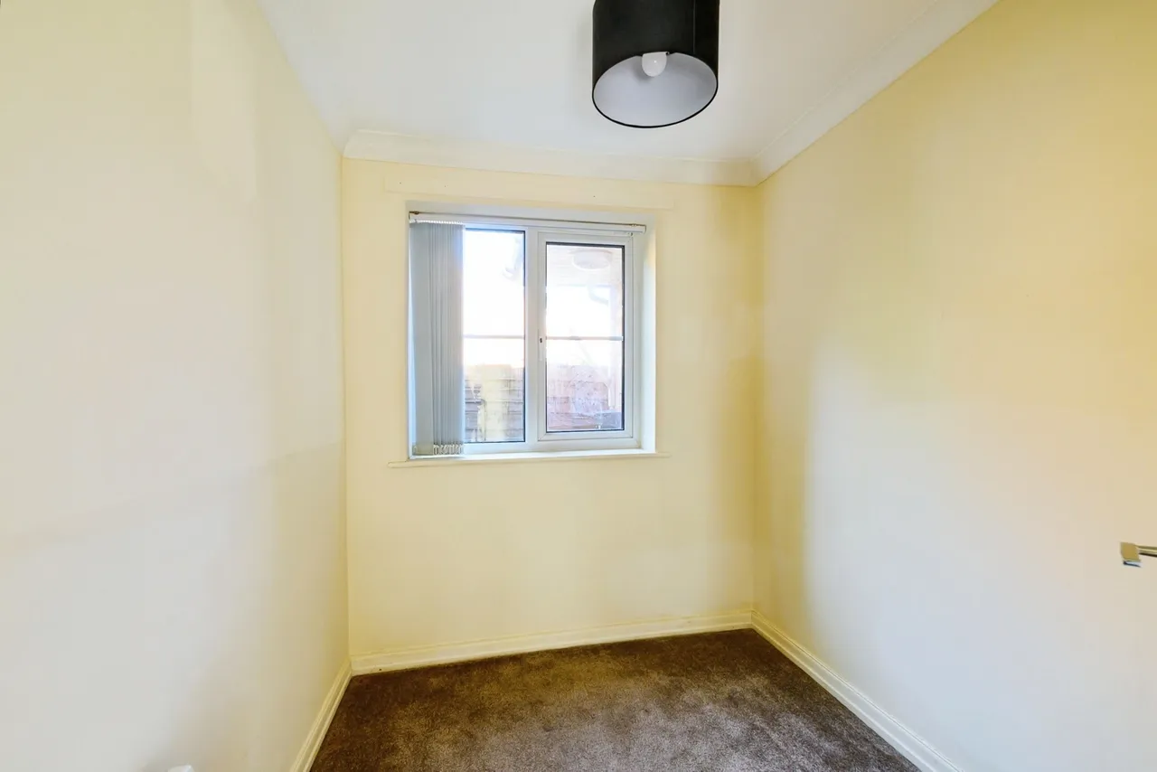 Longview Drive, Wardley, M27, photo 14