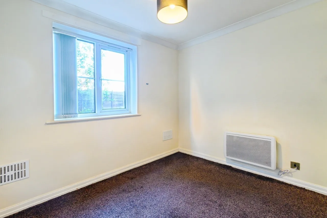 Longview Drive, Wardley, M27, photo 15