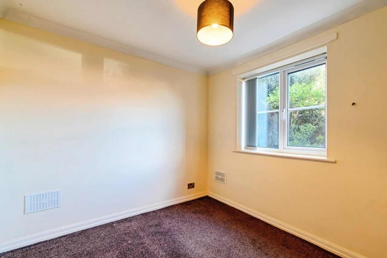 Longview Drive, Wardley, M27, photo 12